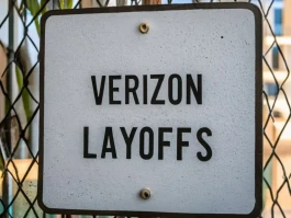 Verizon Layoffs: 13,000 Job Cuts, What It Means for the Future of Telecom, and Reddit's Take